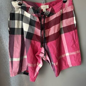 Stunning Burberry Brit men’s pink/red plaid swim/athletic shorts